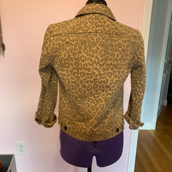 Lucky Brand Cheetah Print Denim Jacket - Worn Once - Perfect - Picture 2 of 3